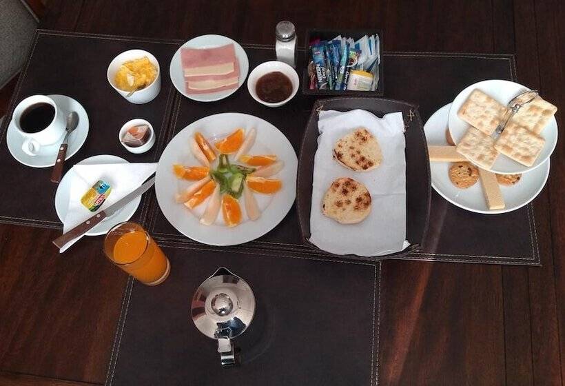 مسافرخانه Estancia Caleta Josefina