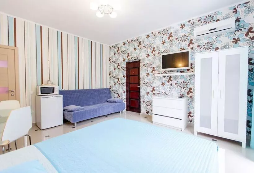 Hotelli Amosov S House