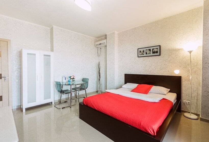 فندق Amosov S House