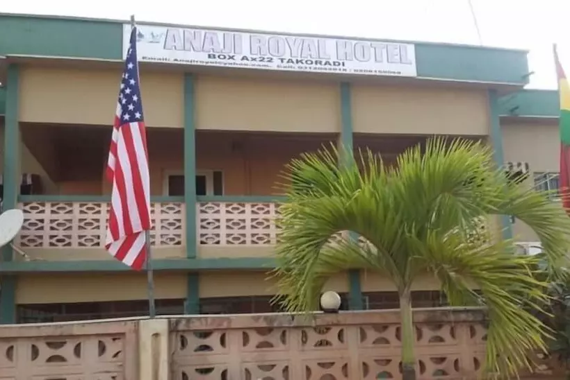 Hotelli Anaji Royal