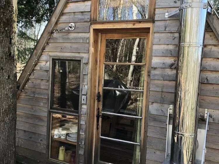 Hotelli Chimo Refuges Treehouse Resort