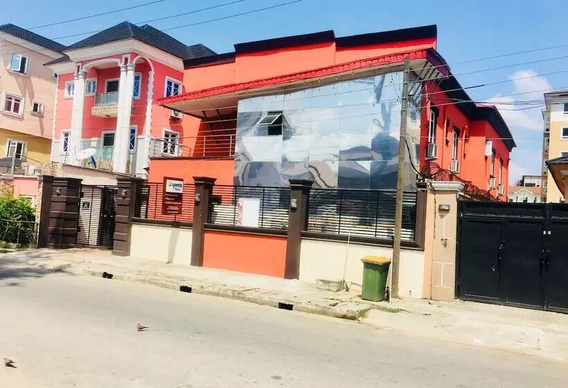 Esporta Hotel Yaba