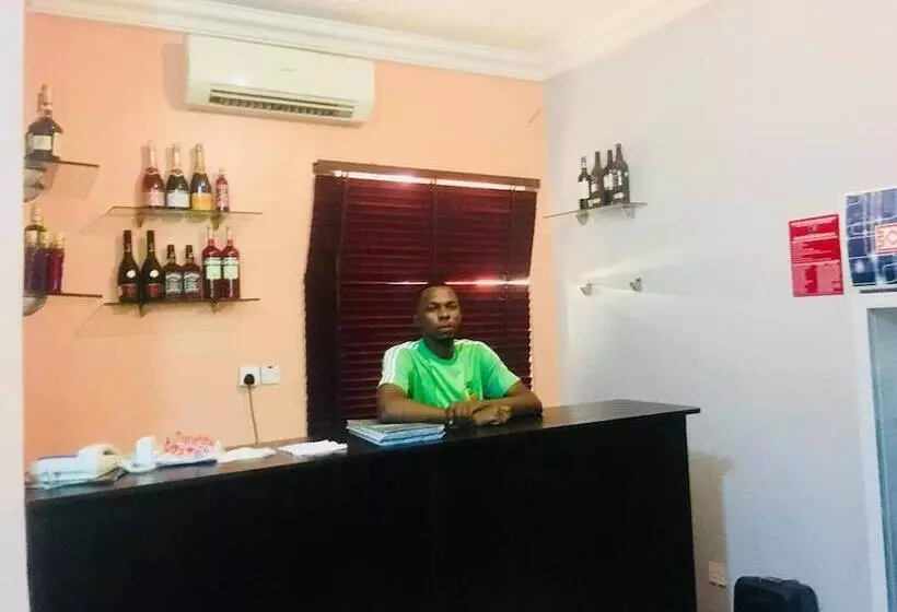 Esporta Hotel Yaba