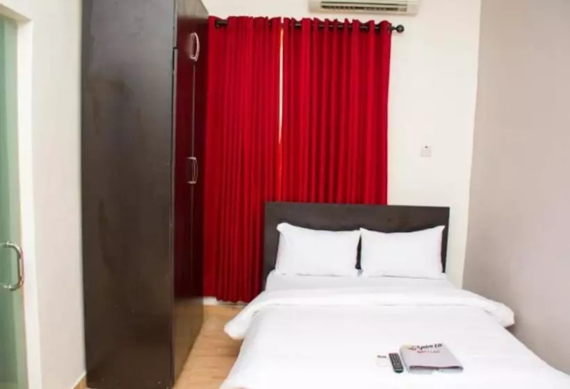 Esporta Hotel Yaba