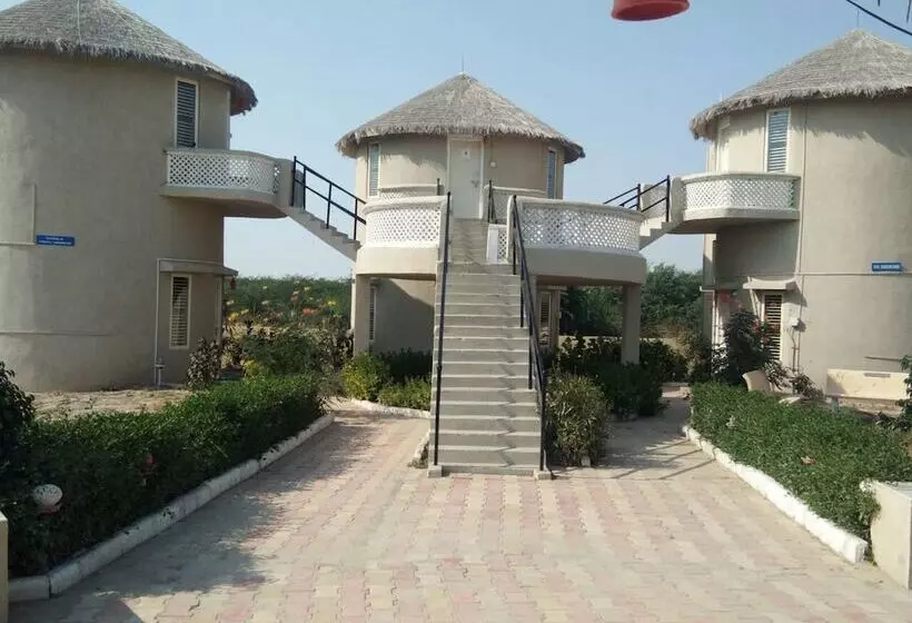 ホテル Hiriz Gorewali Resort