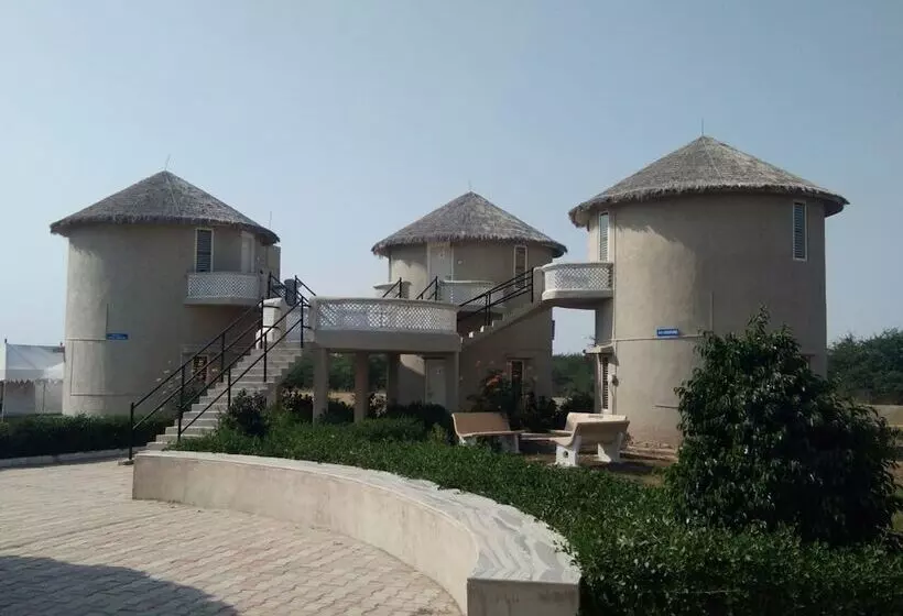ホテル Hiriz Gorewali Resort