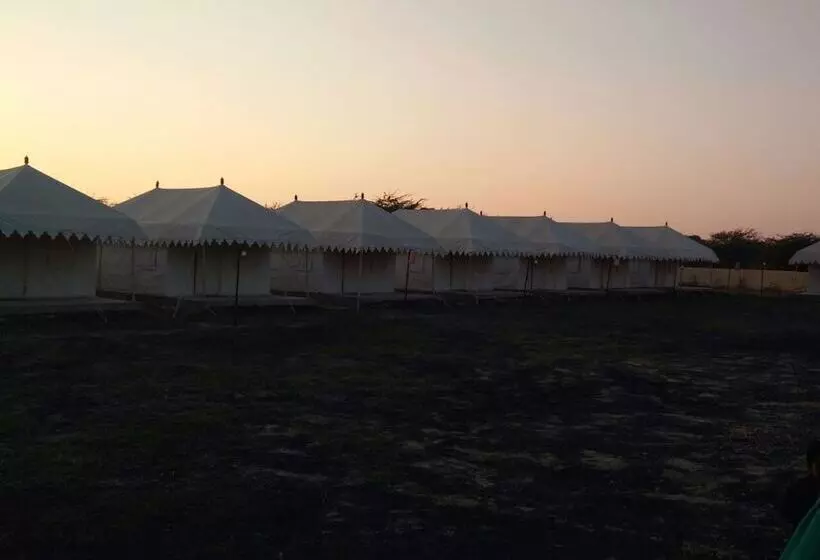 ホテル Hiriz Gorewali Resort