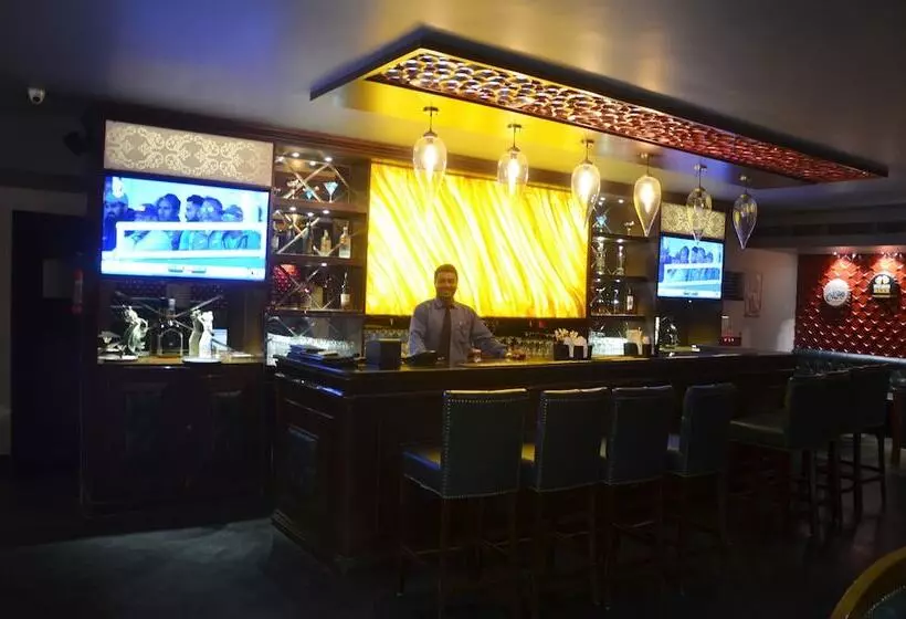 ホテル Milan Palace