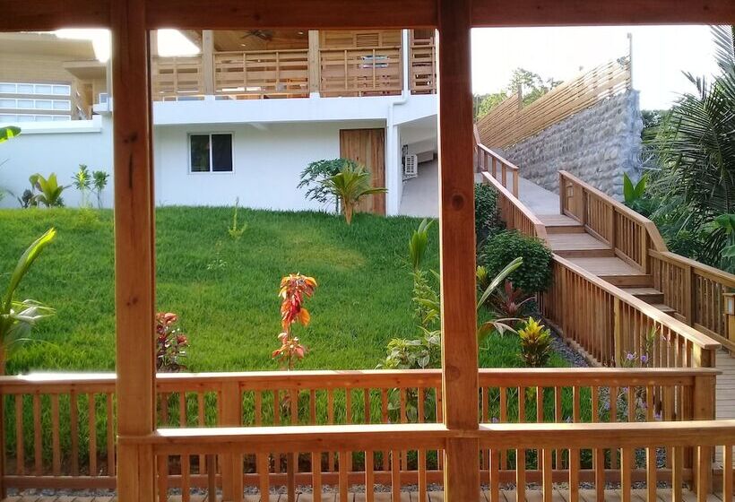 هتل Richardson Serenity Villa