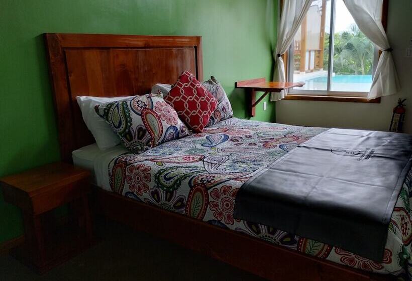 هتل Richardson Serenity Villa