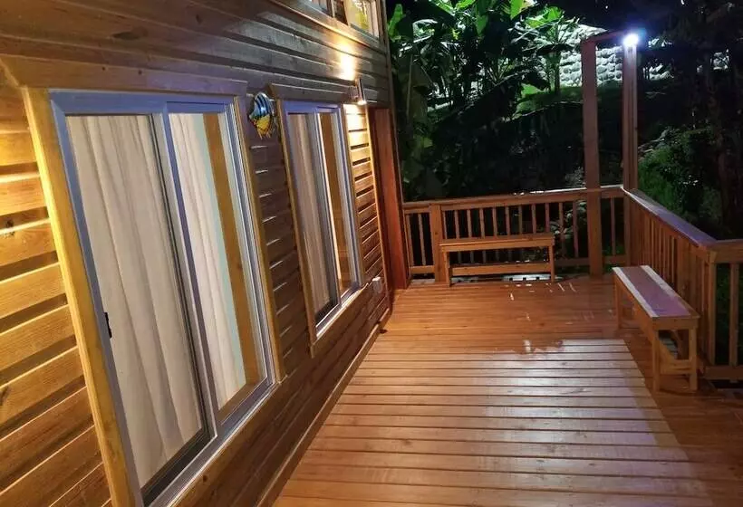 هتل Richardson Serenity Villa