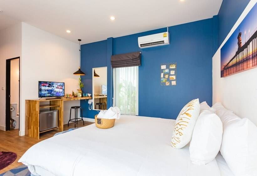 Hotel The Seaton House Phuket