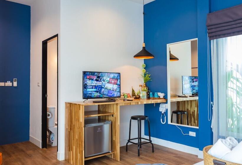 Hotel The Seaton House Phuket