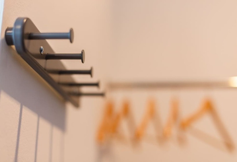 Hotel The Seaton House Phuket