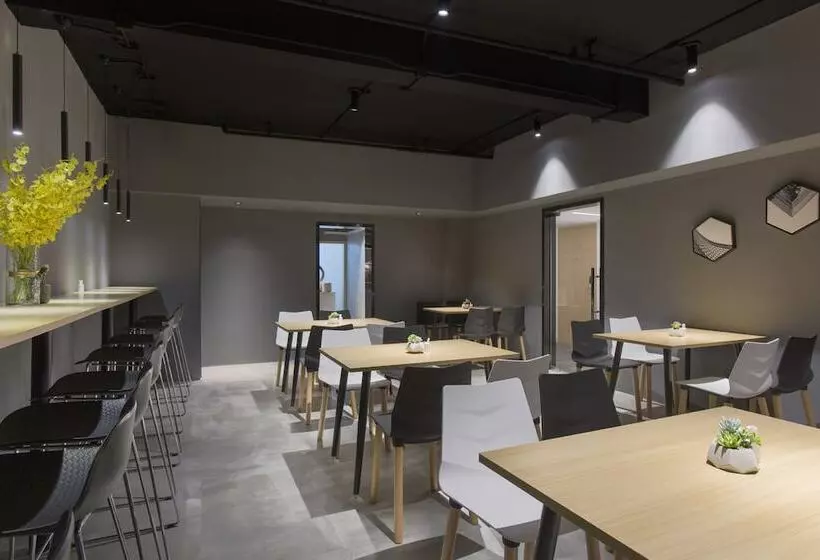 Ln Residence