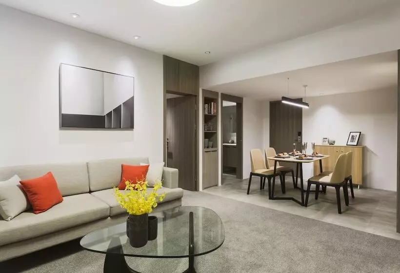 Ln Residence