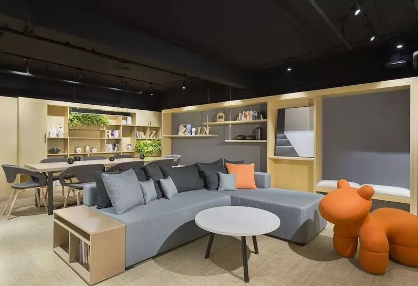 Ln Residence