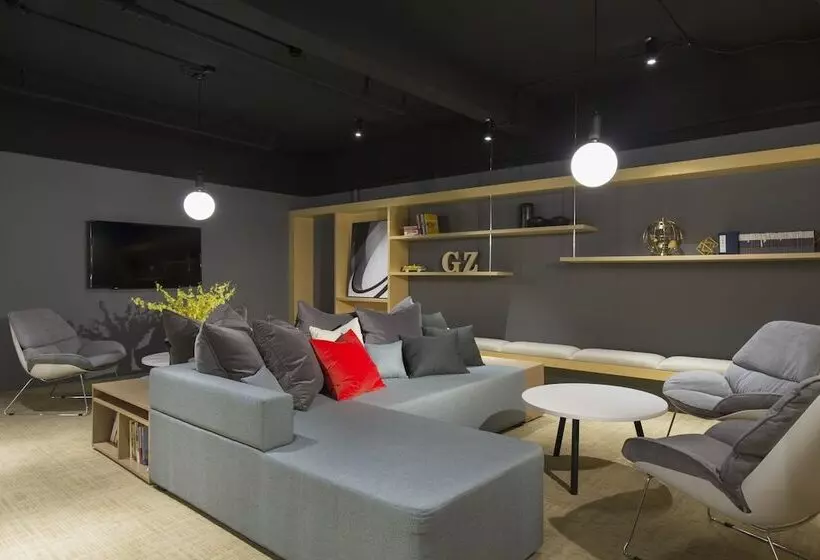 Ln Residence