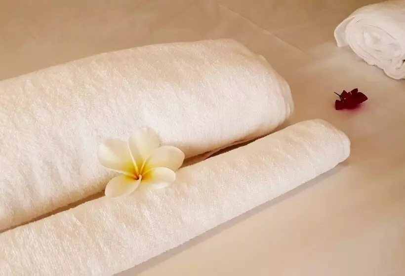 Majatalo Laura Guest House Samui   Adult Only