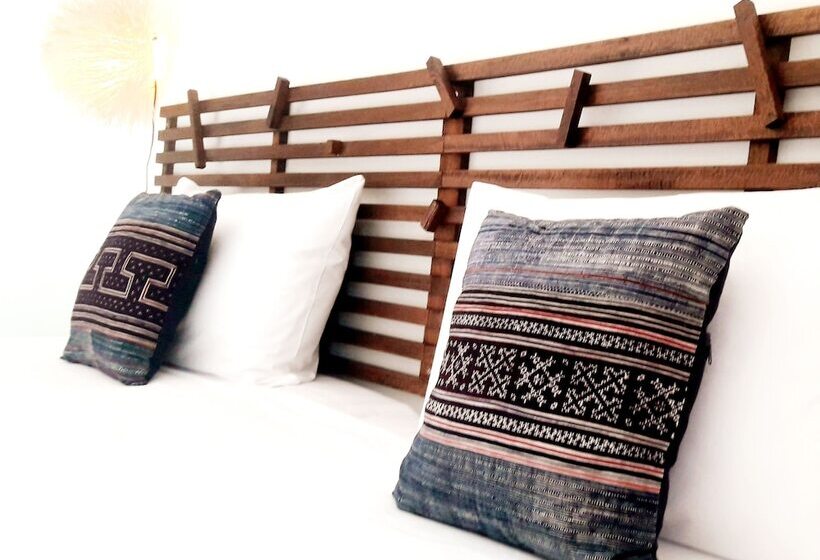 Пансион Laura Guest House Samui Adult Only