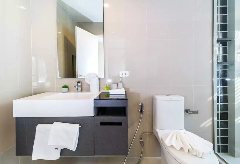 The Deck Condominium By Lofty