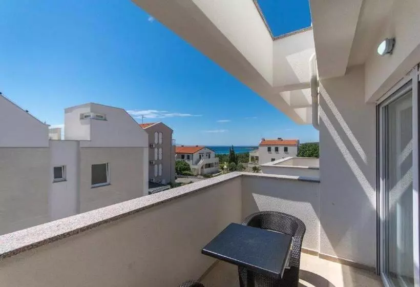 Villa Tina