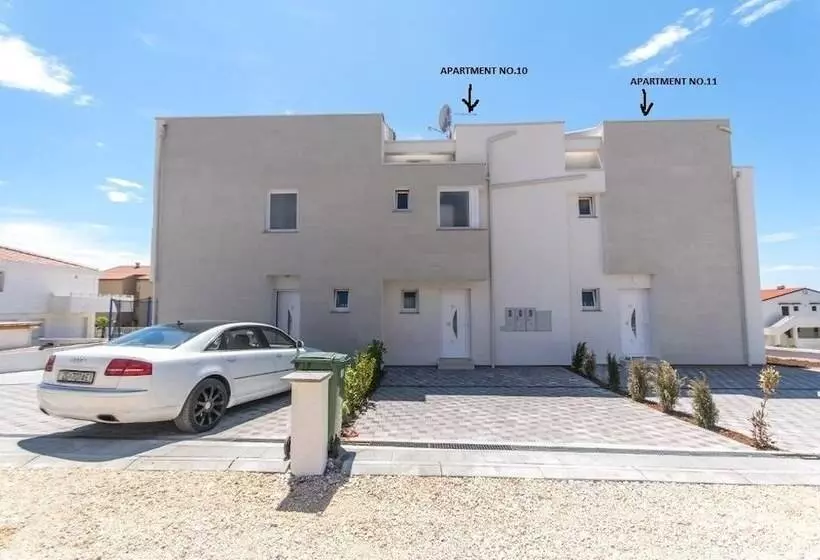 Villa Tina