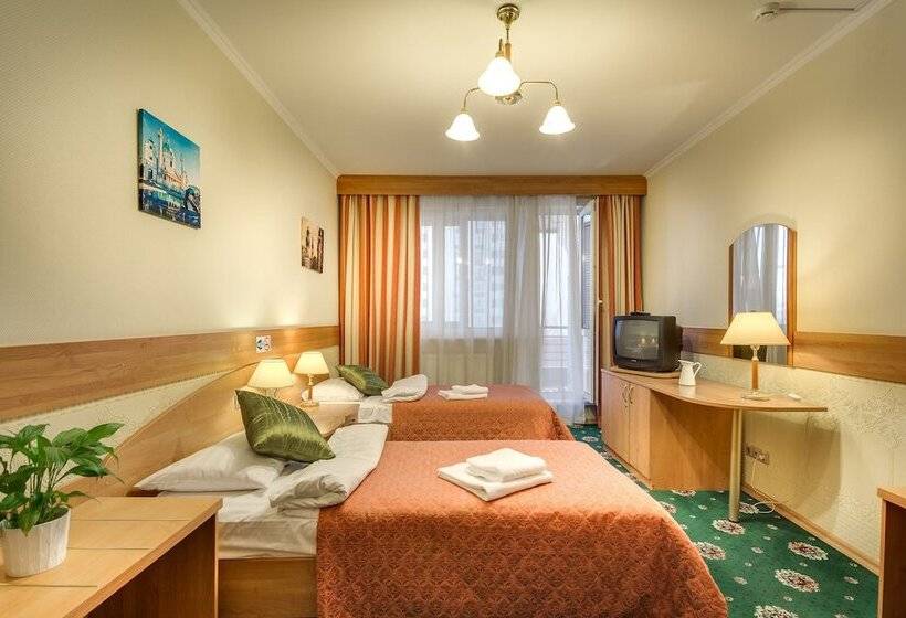 #513 Orekhovo Apartments With Shared Bathroom