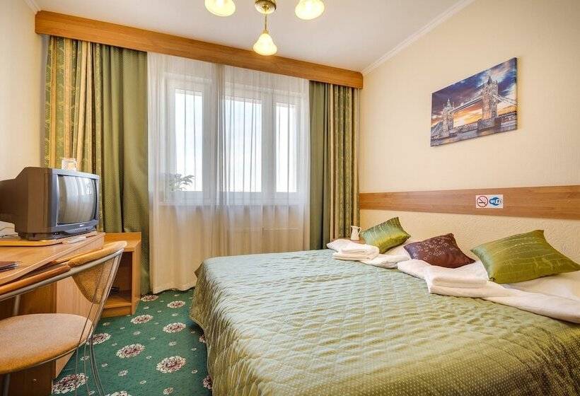 #513 Orekhovo Apartments With Shared Bathroom