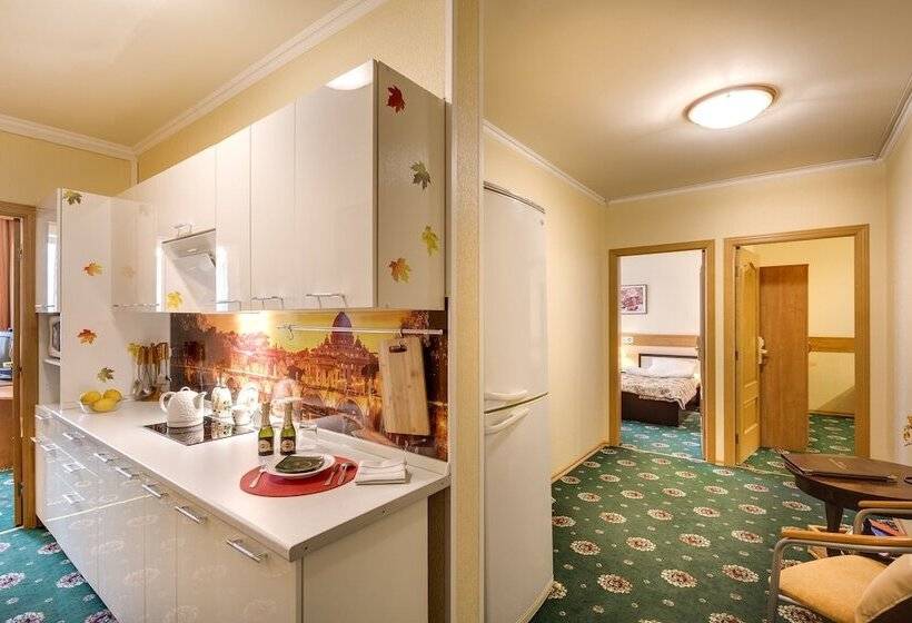 #513 Orekhovo Apartments With Shared Bathroom