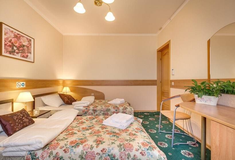 #513 Orekhovo Apartments With Shared Bathroom