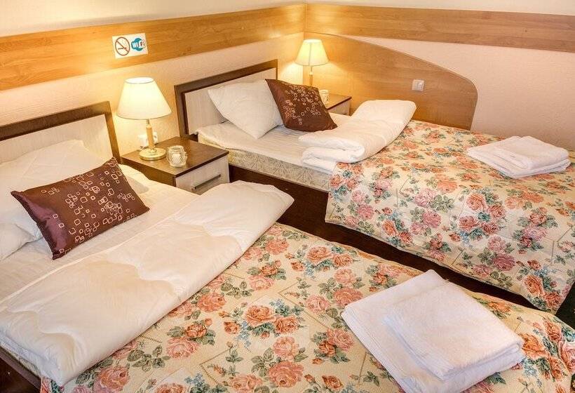 #513 Orekhovo Apartments With Shared Bathroom