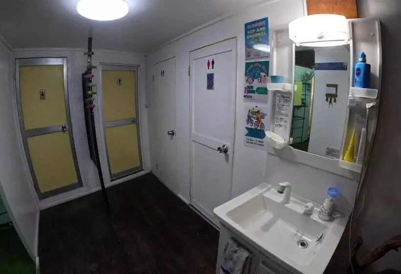 ユースホステル Zamamia International Guesthouse