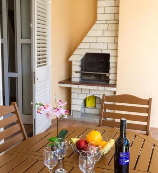 Apartments In City Center Ani