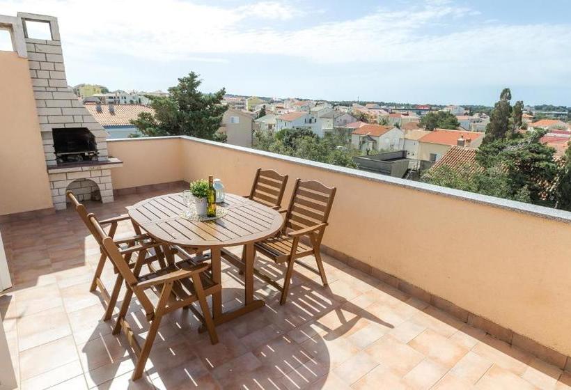 Apartments In City Center Ani