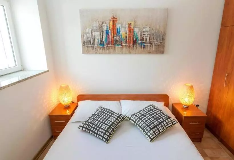 Apartments In City Center Ani