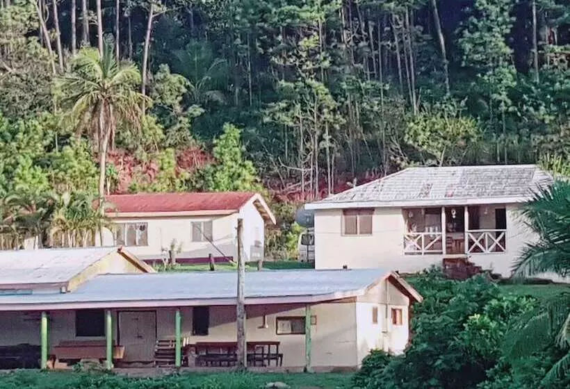 Aamiaismajoitus (B&B) Navutovuto Accommodation