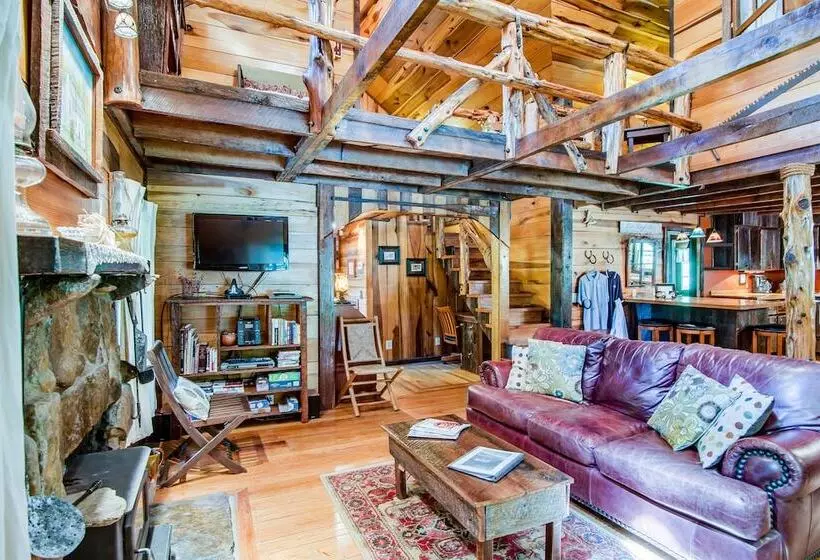 Butterfly Hollow B&b