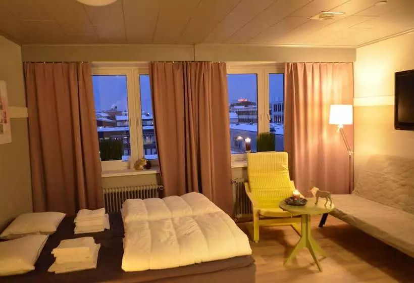 簡易ホテル Aurora Motel