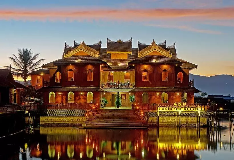هتل Ann Heritage Lodge