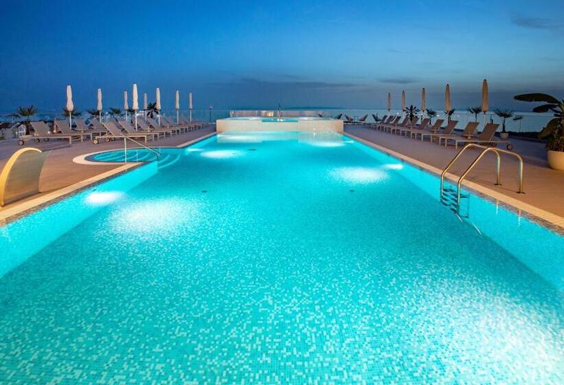 ホテル In Excelsis