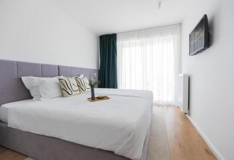 ホテル In Excelsis