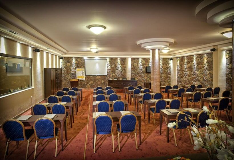 ホテル Kaimak Inn