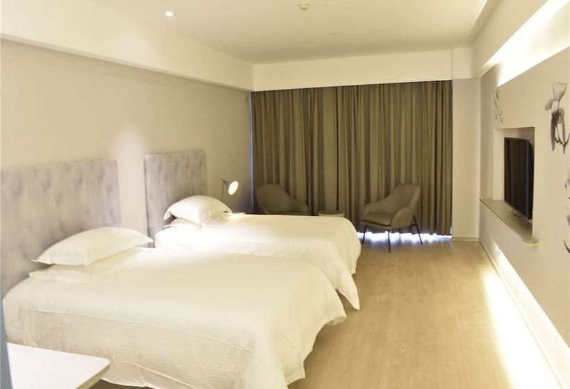 فندق Lhasa Railway Station Magnolia