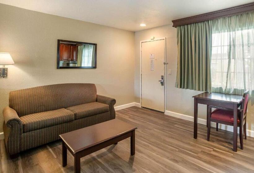 בית מלון כפרי Quality Inn & Suites El Cajon San Diego East