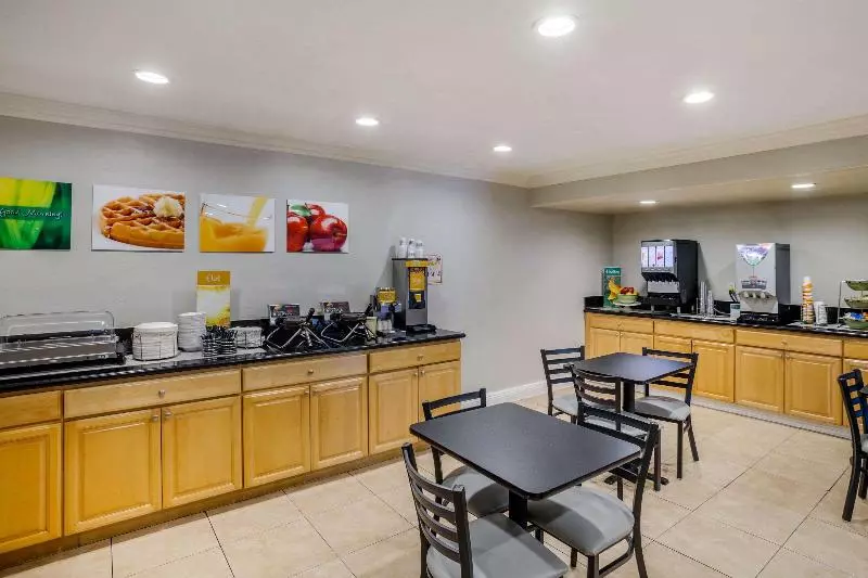 Hotelli Quality Inn & Suites El Cajon San Diego East