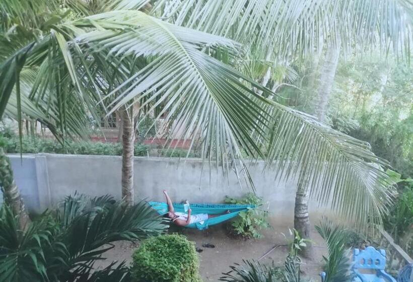 فندق Viveka Inn Guest And Yala Safari