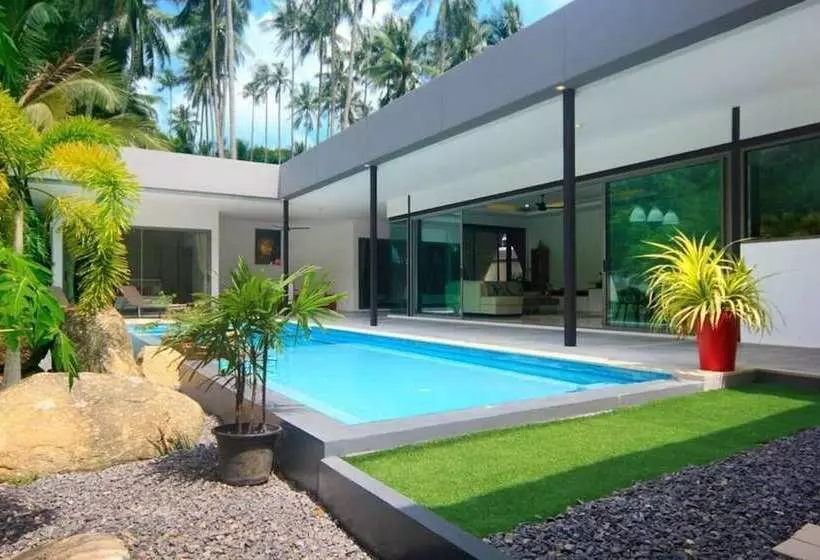 Tawan Villa