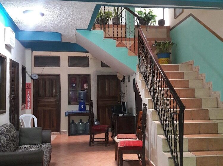 هتل Don Moises Hostel