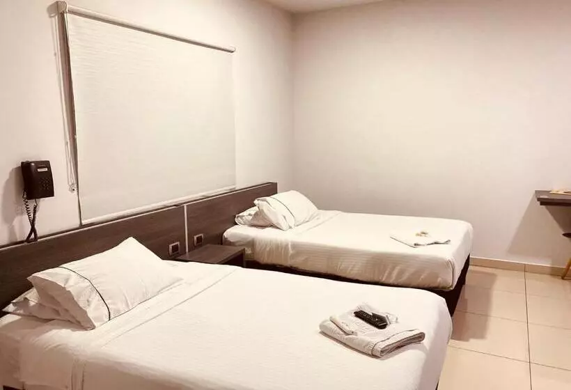 ホテル Doral Inn